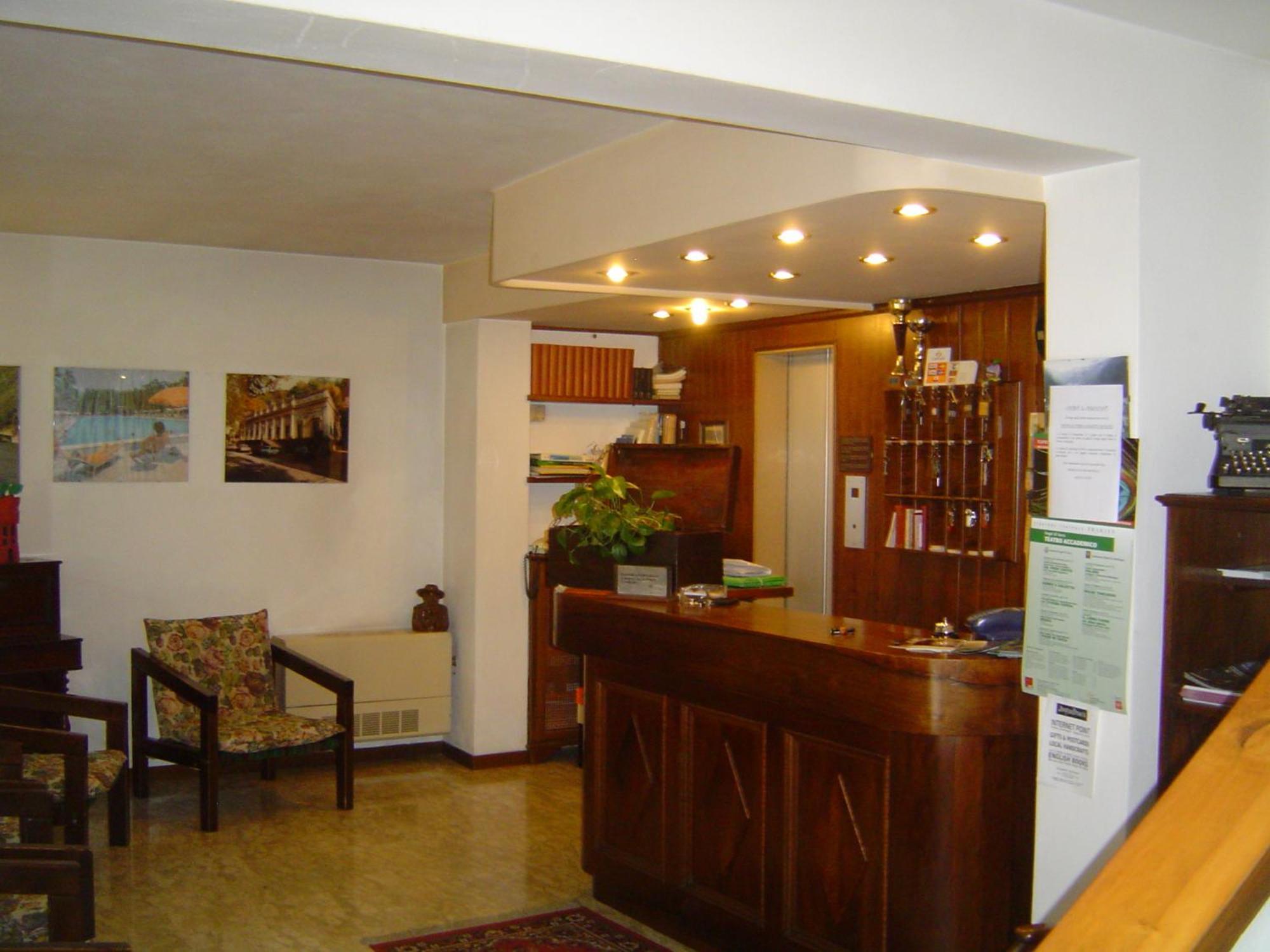Bridge Hotel Бани ди Лука Екстериор снимка