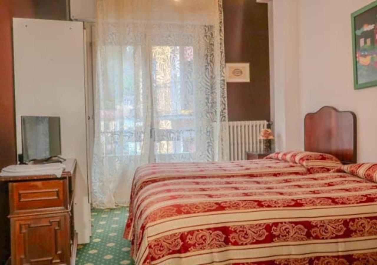 Bridge Hotel Бани ди Лука Екстериор снимка